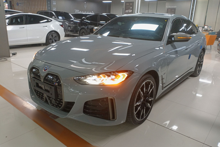 BMW i4 2022 #2 BMW i4 2022 image de voiture #2