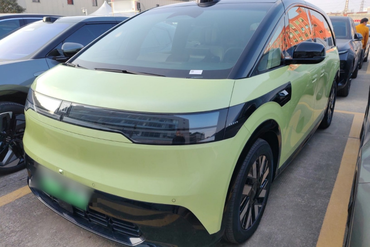 极氪 极氪MIX 2024 汽车图片 #2