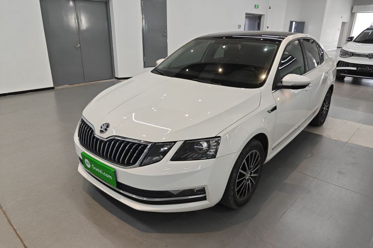 Skoda Octavia 2018 #2 Skoda Octavia 2018 car image #2