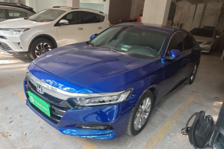 Honda Accord 2020 car image #2