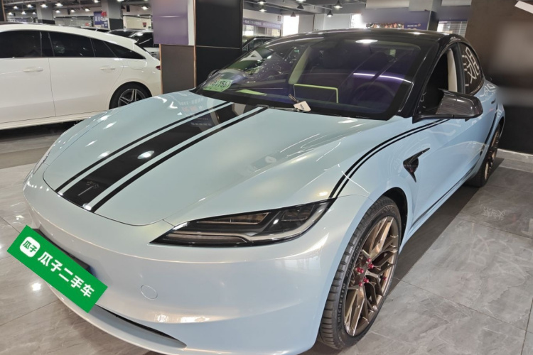 2023 car image #2