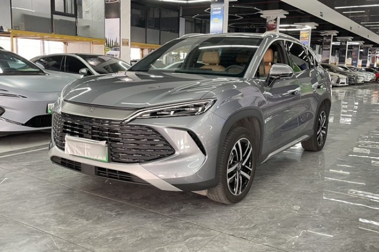 BYD SongL DM-i 2024 car image #2