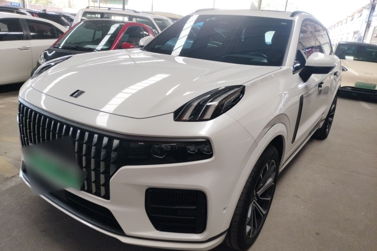 Lynk & Co 09 EM-P 2023 #2 Lynk & Co 09 EM-P 2023 car image #2