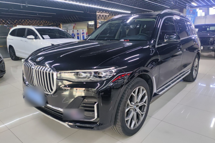 BMW X7 2022 #2 BMW X7 2022 car image #2