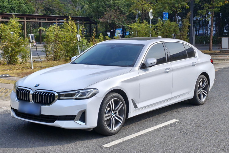 BMW 5 Series 2020 #2 BMW 5 Series 2020 car image #2