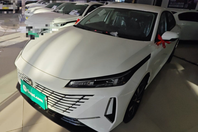 Changan EadoPHEV 2025 imagem de carro #2