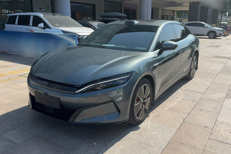 BYD HanL 2025 صورة سيارة #2