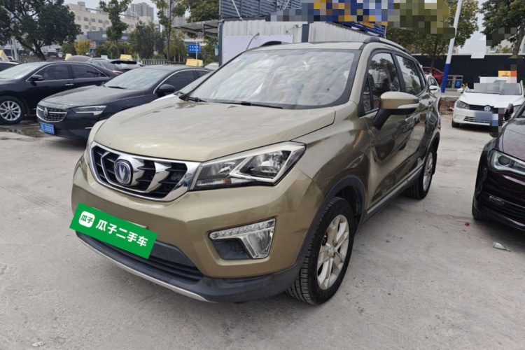 Changan CS15 2017 صورة سيارة #2