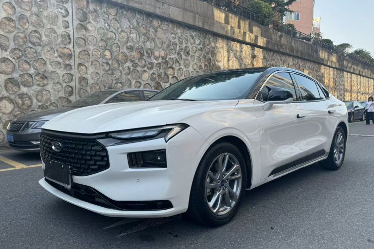 Ford Mondeo 2024 #2 Ford Mondeo 2024 car image #2