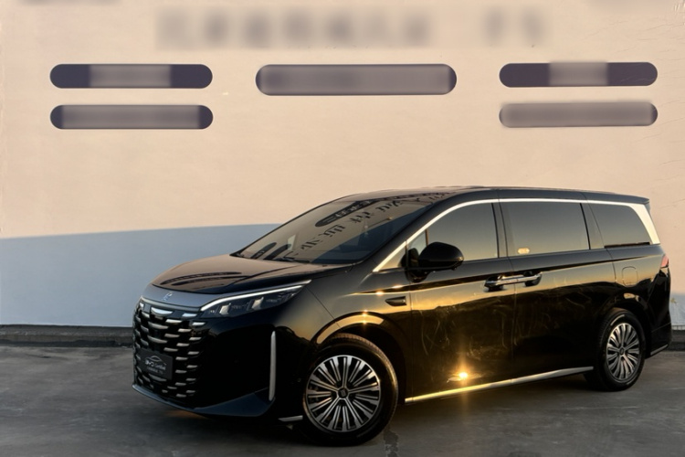 BYD Xia 2025 #2 BYD Xia 2025 imagen de coche #2