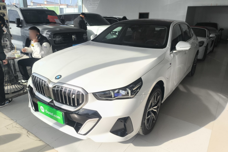 宝马 宝马i5 2025 汽车图片 #2