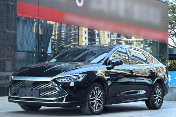 BYD Qin Plus 2024 car image #2