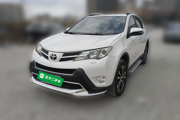 Toyota RAV4 2015 #2 Toyota RAV4 2015 car image #2