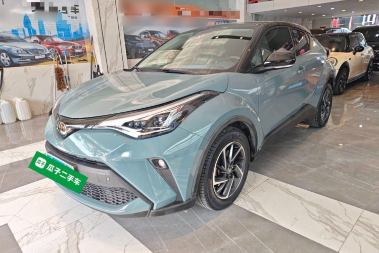 Toyota C-HR 2021 #2 Toyota C-HR 2021 car image #2