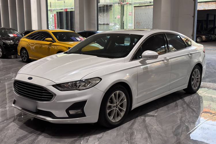 Ford Mondeo 2020 #2 Ford Mondeo 2020 car image #2