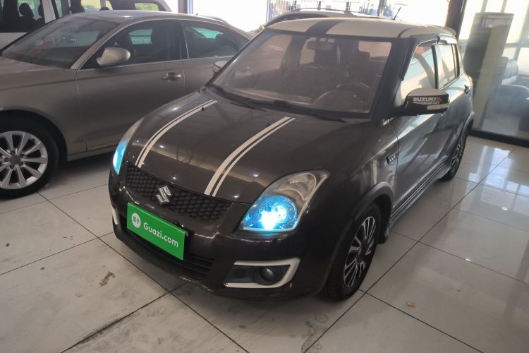Suzuki Swift 2017 car image #2