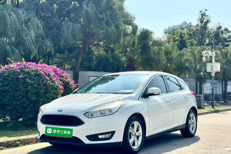 Ford Focus 2015 #2 Ford Focus 2015 immagine di auto #2