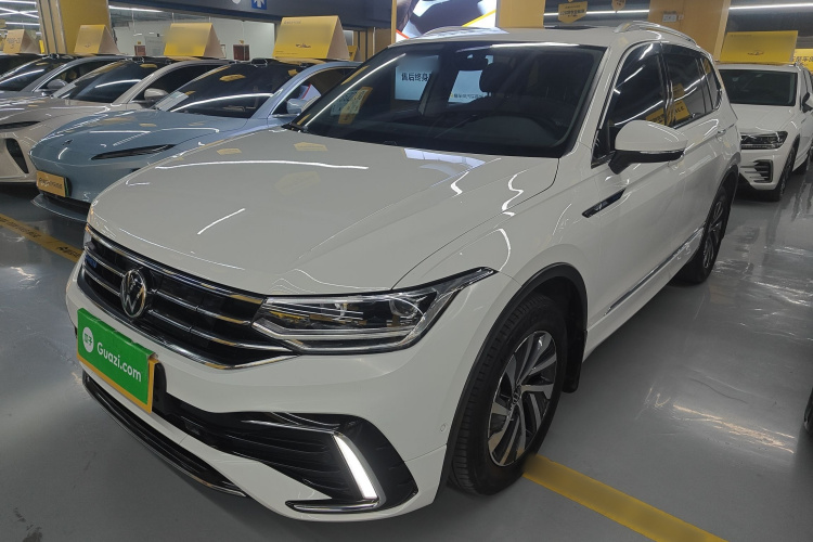 Volkswagen Tiguan L New Energy 2022 #2 Volkswagen Tiguan L New Energy 2022 car image #2