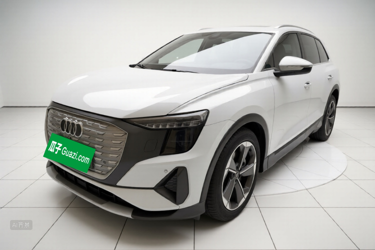 Audi Q5 e-tron 2022 immagine di auto #2