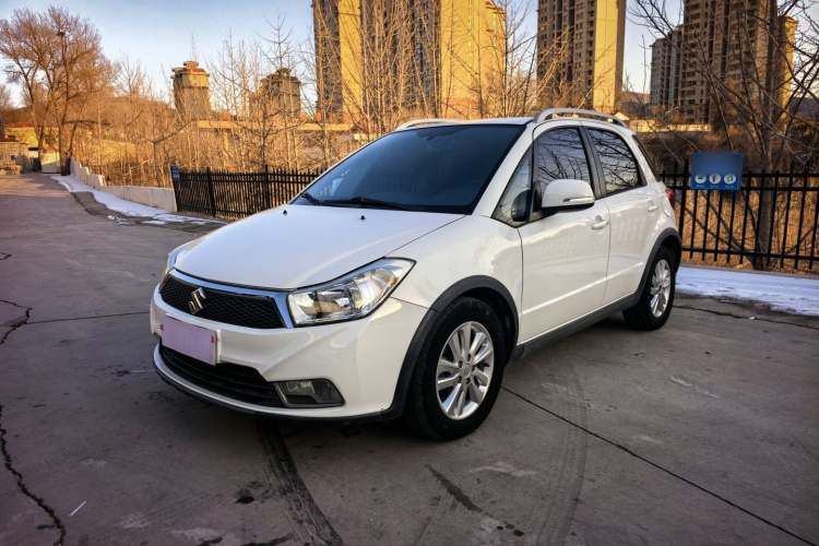 铃木 天语 SX4 2016 汽车图片 #2