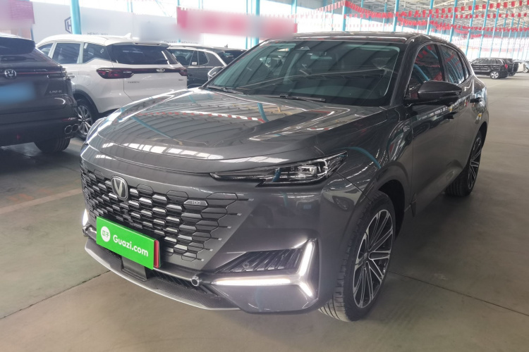 Changan UNI-K iDD 2025 #2 Changan UNI-K iDD 2025 car image #2