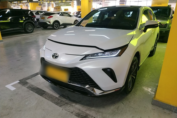 Toyota Venza 2024 صورة سيارة #2