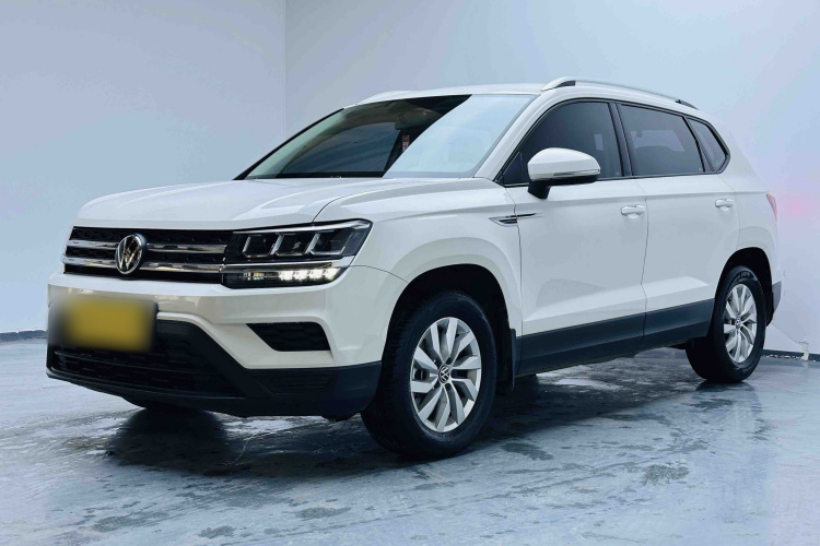 Volkswagen Tharu 2020 car image #2
