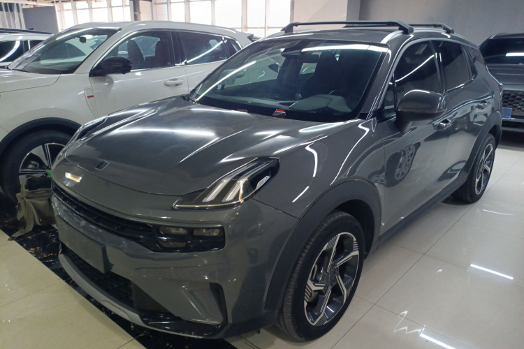 Lynk & Co 06 EM-P 2022 car image #2