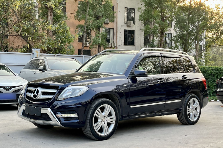 Mercedes-Benz GLK Class 2015 car image #2