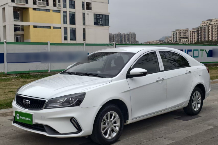 GEELY Emgrand 2021 car image #2