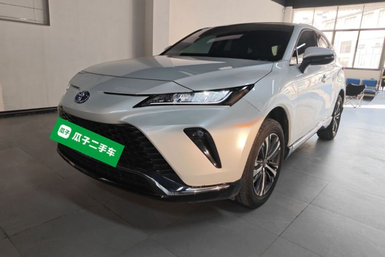 Toyota Venza 2023 immagine di auto #2