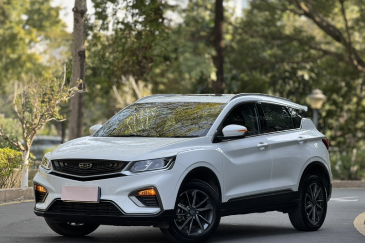GEELY Coolray 2020 car image #2