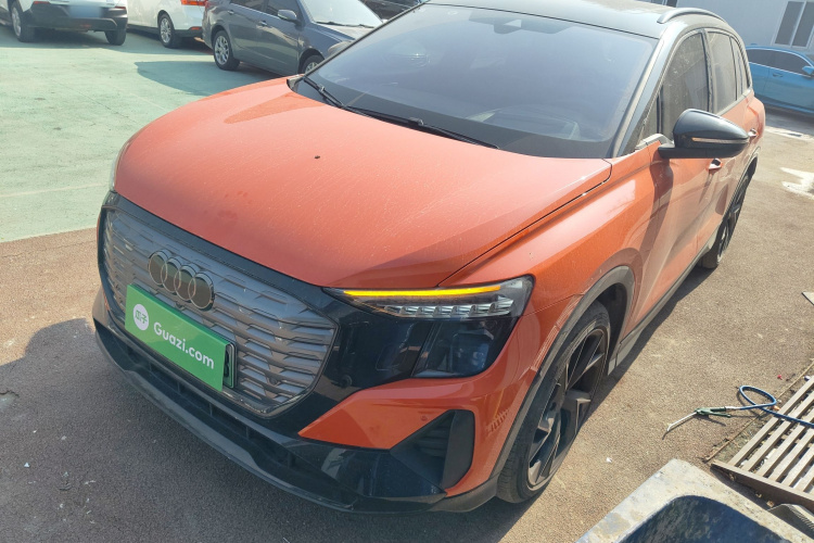 Audi Q5 e-tron 2022 #2 Audi Q5 e-tron 2022 صورة سيارة #2