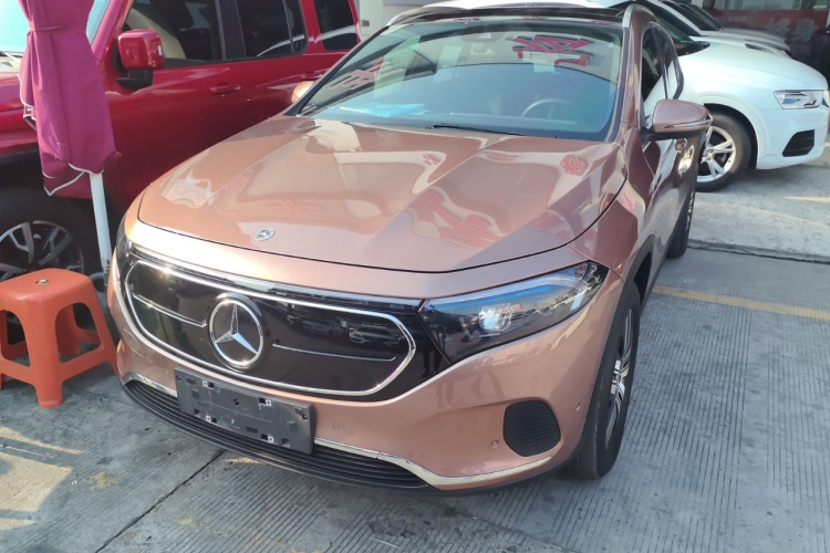 Mercedes-Benz EQA Class 2023 صورة سيارة #2