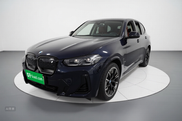 BMW iX3 2023 immagine di auto #2