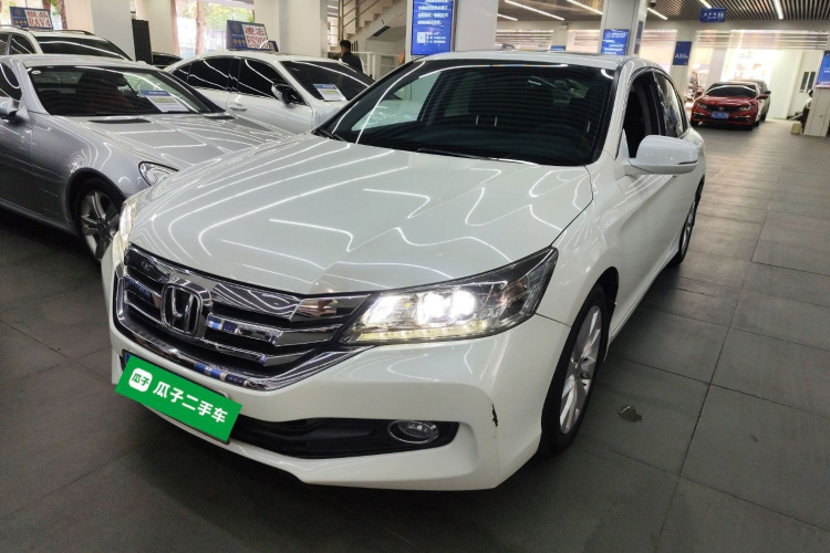 Honda Accord 2014 car image #2