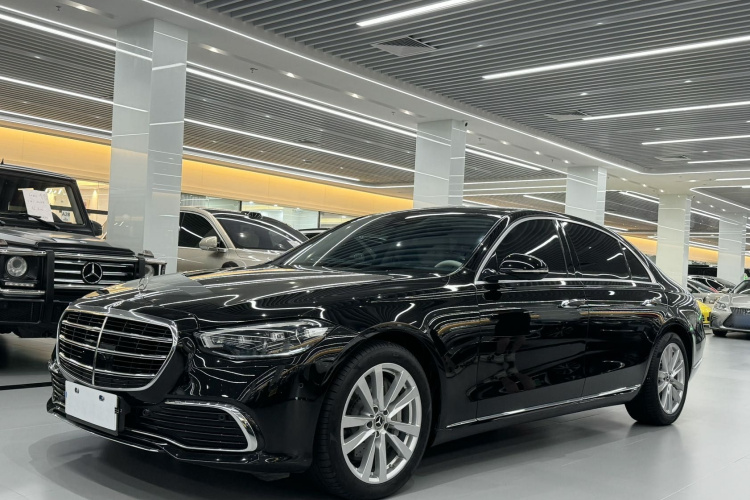 Mercedes-Benz S Class 2023 car image #2