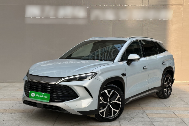 BYD SongL DM-i 2025 #2 BYD SongL DM-i 2025 car image #2