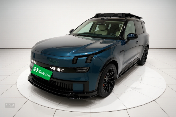 Lynk & Co 900 2025 #2 Lynk & Co 900 2025 car image #2