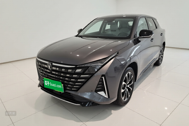 Changan UNI-Z PHEV 2024 #2 Changan UNI-Z PHEV 2024 car image #2