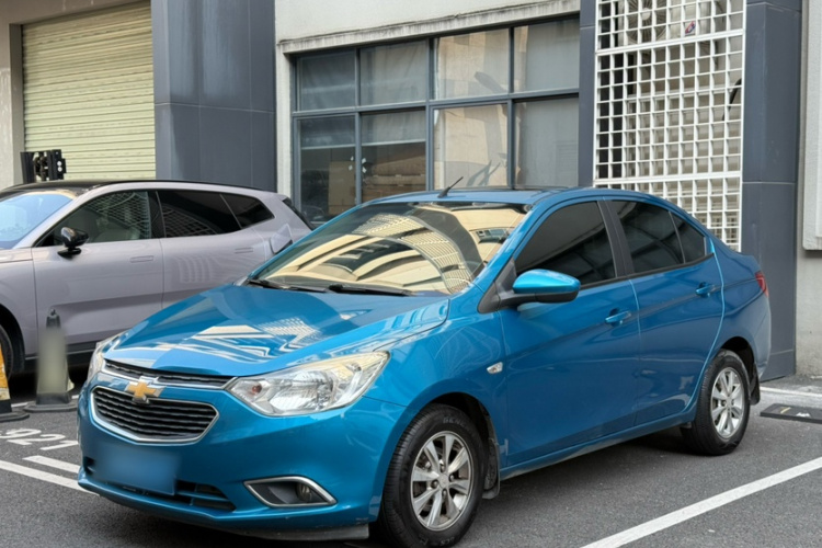 Chevrolet Sail 2015 immagine di auto #2