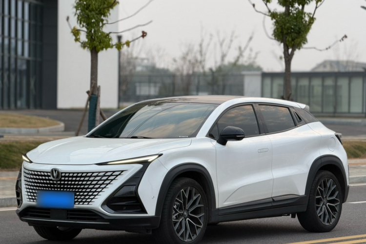 Changan UNI-T 2022 #2 Changan UNI-T 2022 car image #2