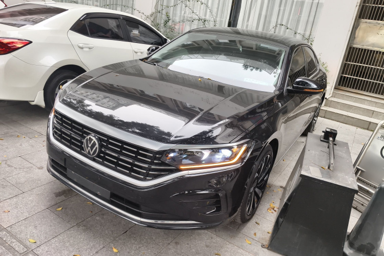 Volkswagen Passat 2023 #2 Volkswagen Passat 2023 car image #2