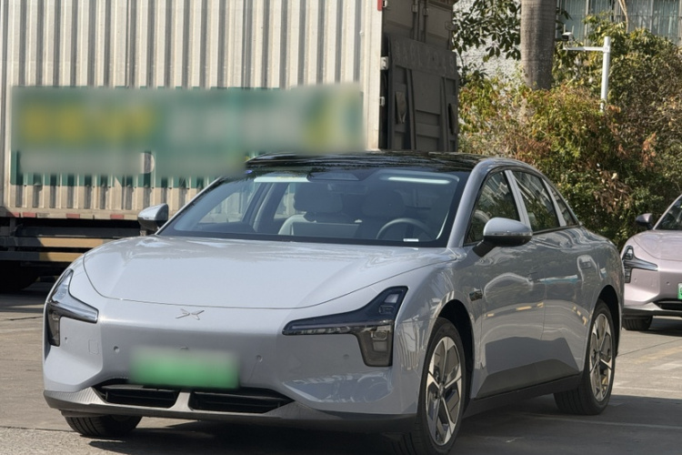 Xpeng MONA M03 2025 car image #2