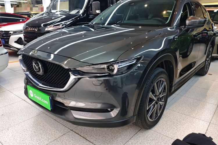 Mazda CX-5 2019 car image #2