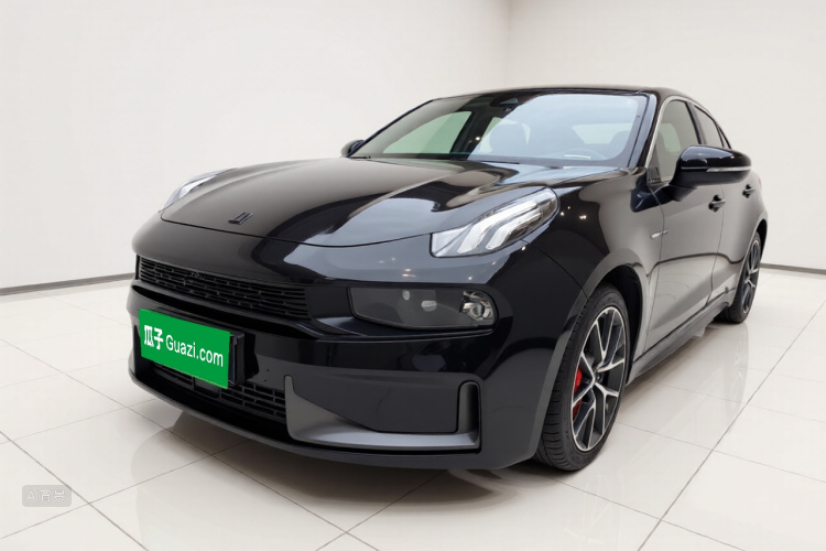 Lynk & Co 03 2020 car image #2