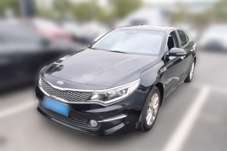 Kia K5 2017 car image #2