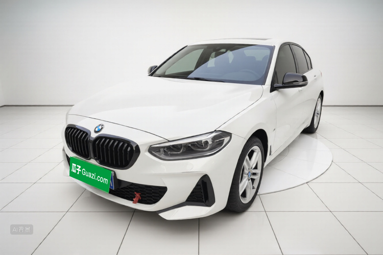 BMW 1 Series 2020 car image #2