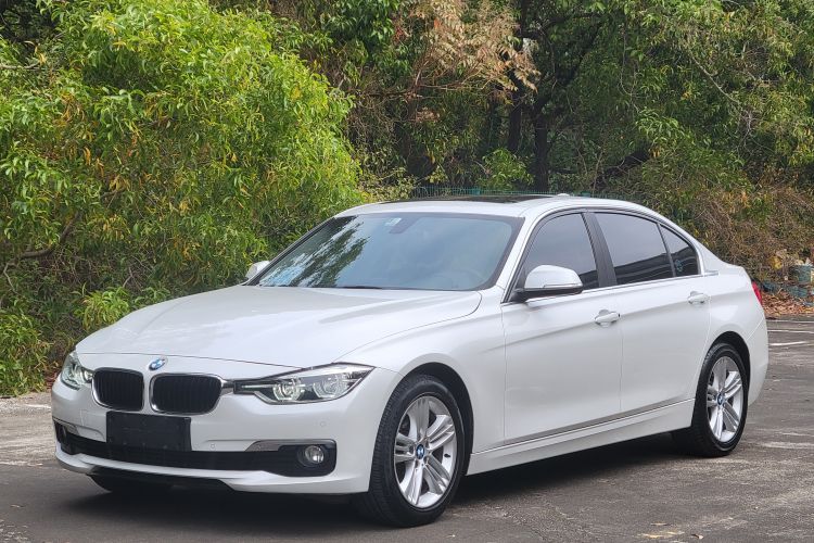 BMW 3 Series 2017 car image #2