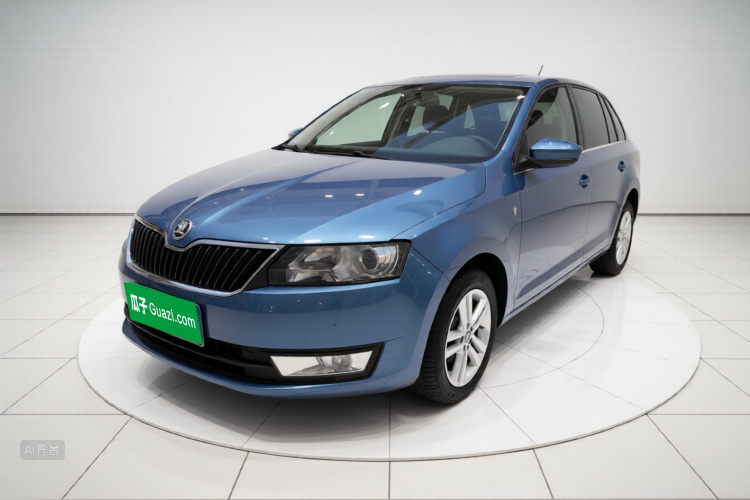 Skoda Rapid Spaceback 2014 car image #2